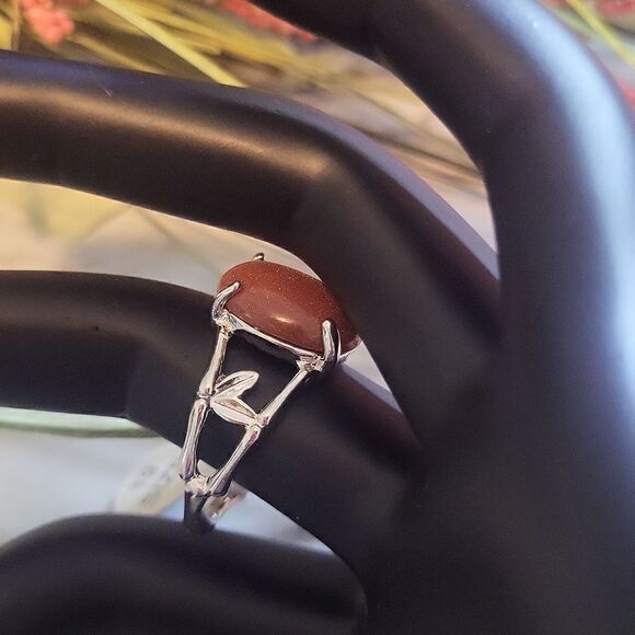 Solitaire Goldstone Ring Size 9 - Picture 5 of 13